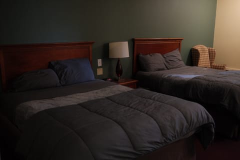 Basic Double Room | Free WiFi, bed sheets