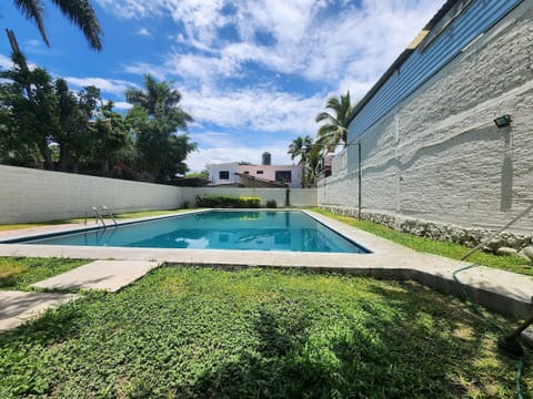 Chalet | Pool | Outdoor pool