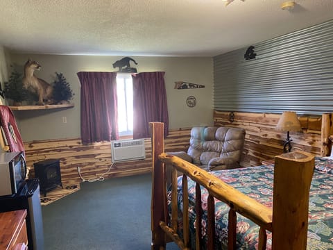 Single Room | Free WiFi