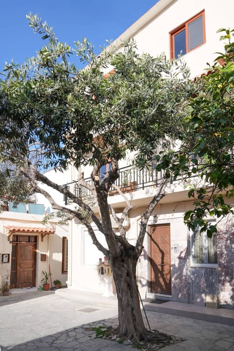 Apartment, 1 Bedroom, Balcony, Ocean View | Exterior detail