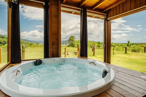 Private spa tub