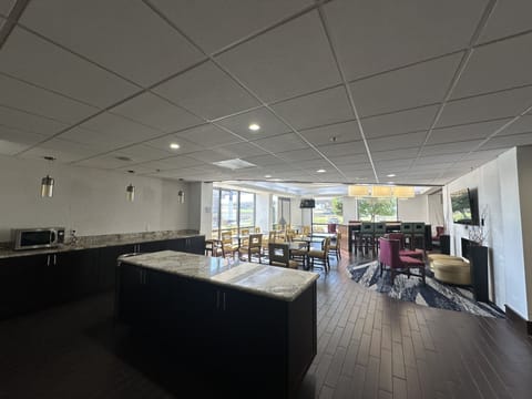 Free daily full breakfast