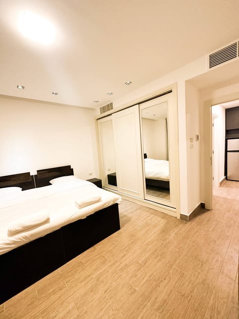 Apartment, 1 Bedroom, Accessible, Smoking | 1 bedroom