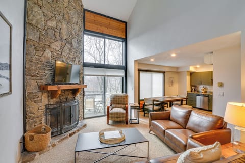 Apartment (3 Bedrooms) | Front of property