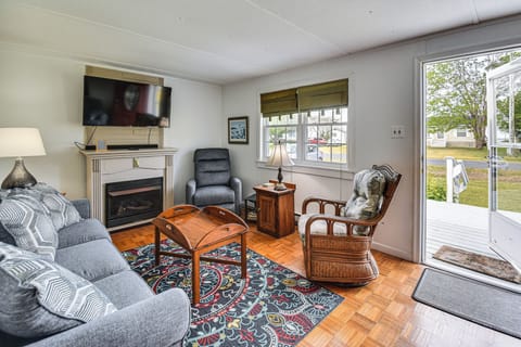 House (3 Bedrooms) | Front of property
