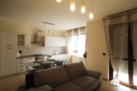 Apartment, 1 Bedroom, Accessible, Smoking | Living area