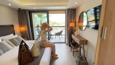 Deluxe Studio, 1 Queen Bed, Pool View | In-room safe, desk, iron/ironing board, free WiFi