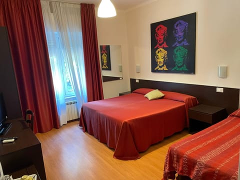 Classic Triple Room | Free WiFi