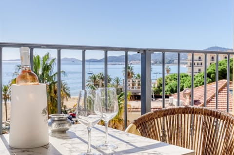 Superior Double or Twin Room, Partial Sea View | Terrace/patio