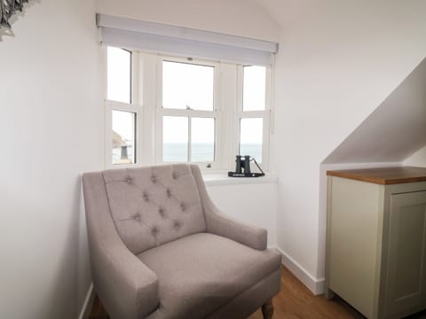 Cottage | Living area