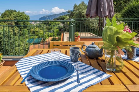 Panoramic House | Terrace/patio
