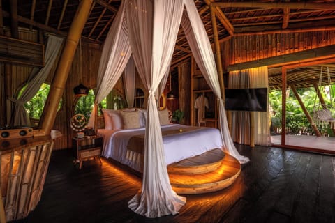 One Bedroom Pool Villa | Premium bedding, minibar, in-room safe, blackout drapes