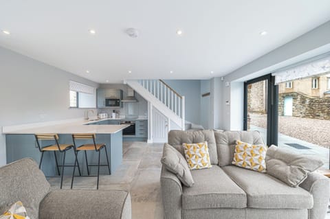 Cottage | Living area