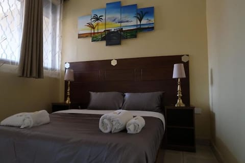 Double Room | Free WiFi, bed sheets