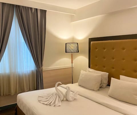 Standard Double Room | Free WiFi, bed sheets