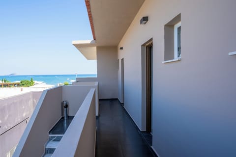 Basic Double or Twin Room | Terrace/patio
