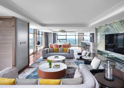 Presidential Suite | Premium bedding, down comforters, minibar, in-room safe