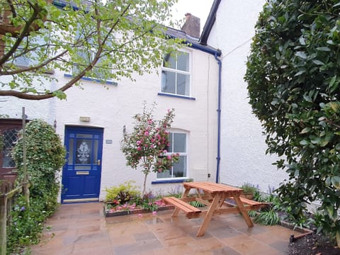 Cottage | Exterior