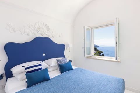 Junior Room | Minibar, in-room safe, free WiFi, bed sheets