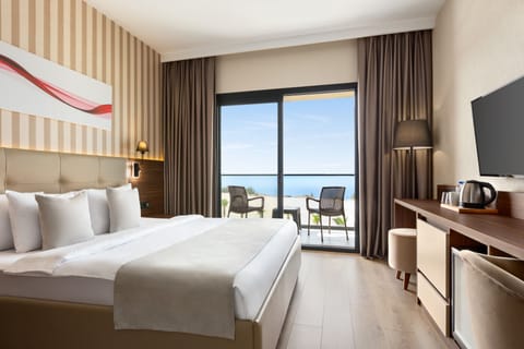 Standard Room, 1 Queen Bed, Non Smoking (Garden & Sea View) | View from room
