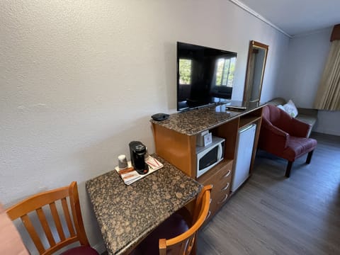 Deluxe Room, 2 Queen Beds, Non Smoking | Desk, iron/ironing board, free WiFi, bed sheets