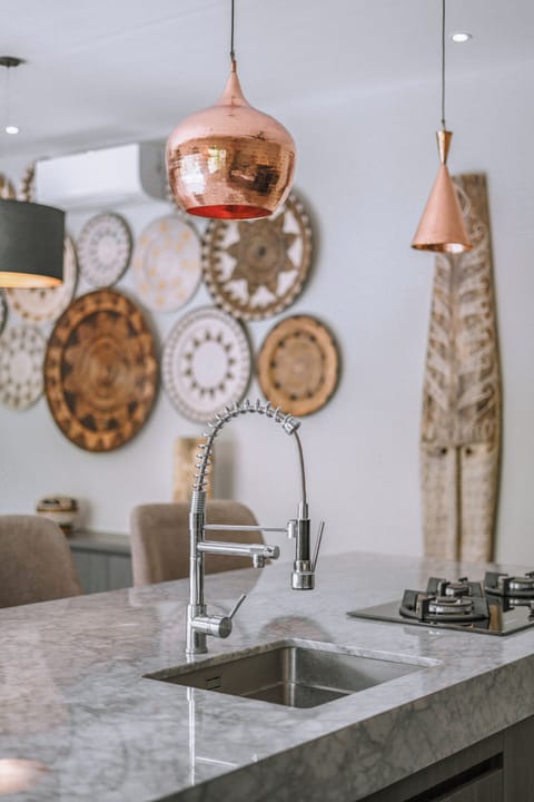 Luxury Villa | Private kitchen | Fridge, microwave, oven, stovetop