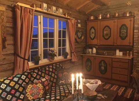 Basic Cabin | 1 bedroom, individually decorated, individually furnished