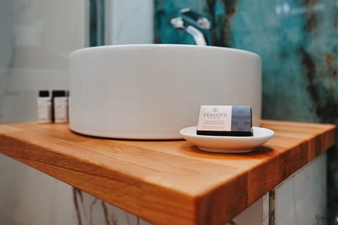 Shower, rainfall showerhead, eco-friendly toiletries, hair dryer