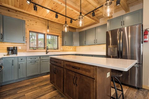 House (5 Bedrooms) | Property amenity