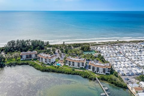Condo, 2 Bedrooms | Beach | Beach nearby