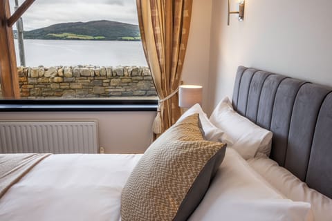 Blackout drapes, travel crib, free WiFi, bed sheets