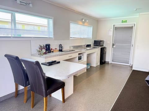 Accessible Unit | Private kitchen | Fridge, microwave, electric kettle, toaster
