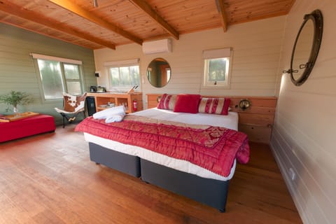 Standard Cottage | 4 bedrooms, free WiFi, bed sheets