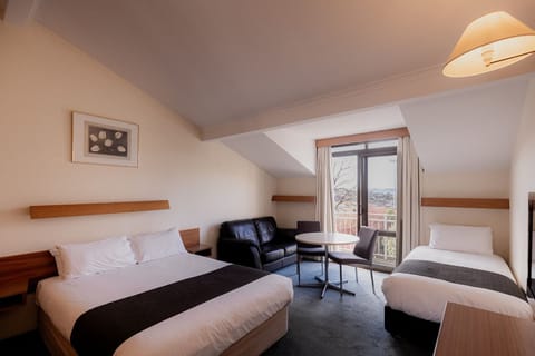 Studio Room | Desk, iron/ironing board, free WiFi, bed sheets