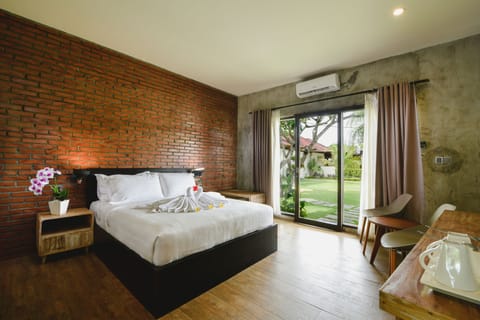 Executive Room | In-room safe, free WiFi, bed sheets