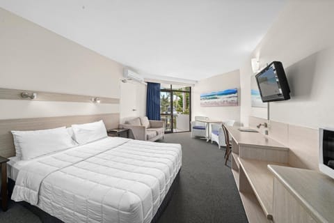 Desk, iron/ironing board, WiFi (free), bed sheets