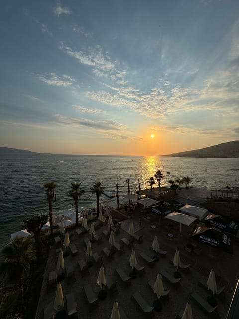 Private beach, sun loungers, beach umbrellas, beach towels