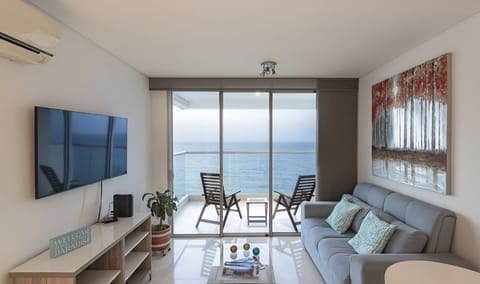 Apartment | Living area | 42-inch Smart TV with digital channels