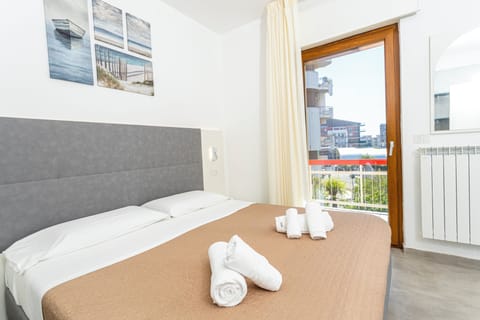 Superior Room | 1 bedroom, minibar, in-room safe, desk