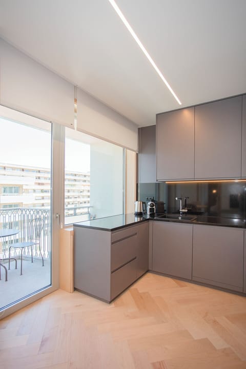 Apartment | Private kitchen | Fridge, microwave, oven, stovetop