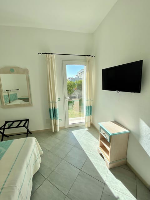 Executive Double or Twin Room | Premium bedding, individually decorated, individually furnished, desk