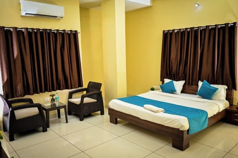 Deluxe AC Room | 1 bedroom, desk, WiFi (free)