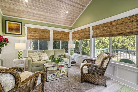 Hall Tree Condo | Terrace/patio