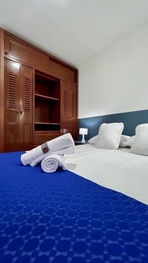 Chalet | 2 bedrooms, hypo-allergenic bedding, individually furnished