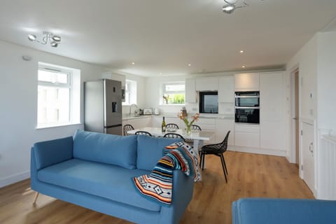 Cottage | Living area