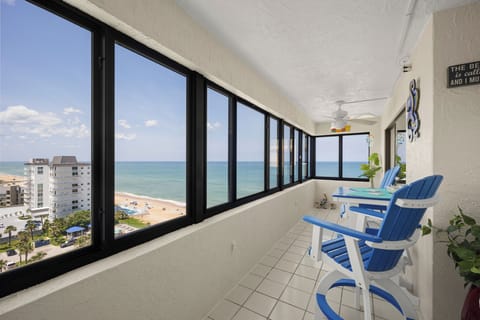 Condo (2 Bedrooms) | Property amenity