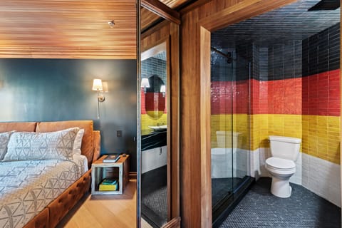 1 bedroom, premium bedding, individually decorated