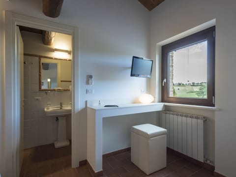 Double Room Single Use | Minibar, iron/ironing board, rollaway beds