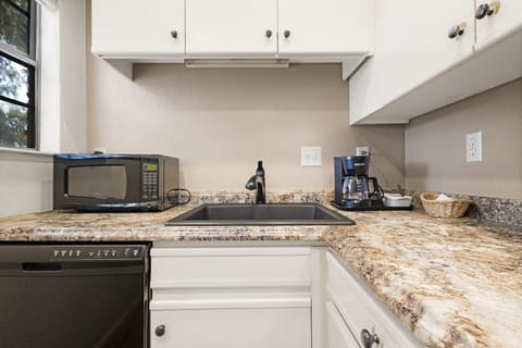 Premier Suite, 1 King Bed with Sofa bed | Private kitchen | Fridge, microwave, coffee/tea maker