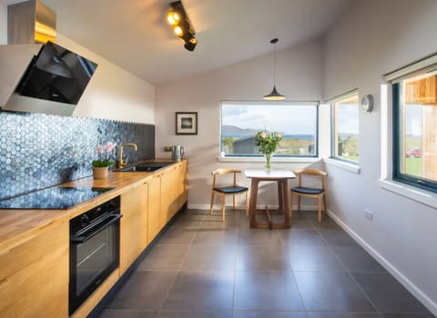 Basic Cabin | Private kitchen | Full-size fridge